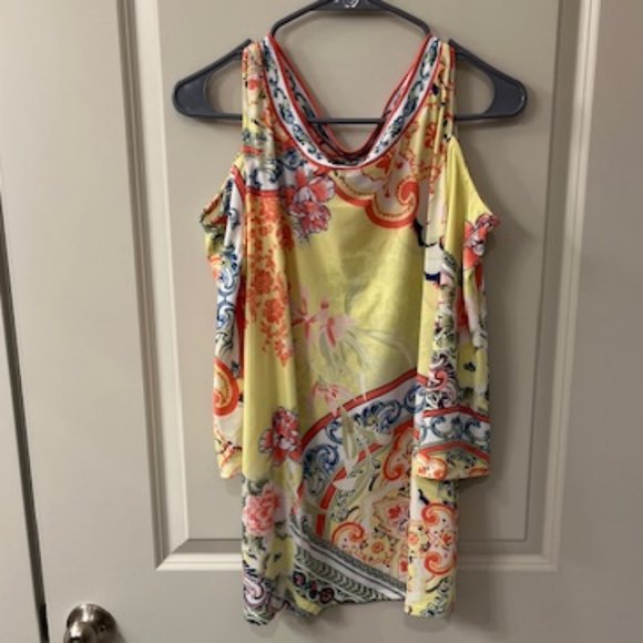 JM Collection Cold Shoulder Top Sz M Macy's - Picture 2 of 5
